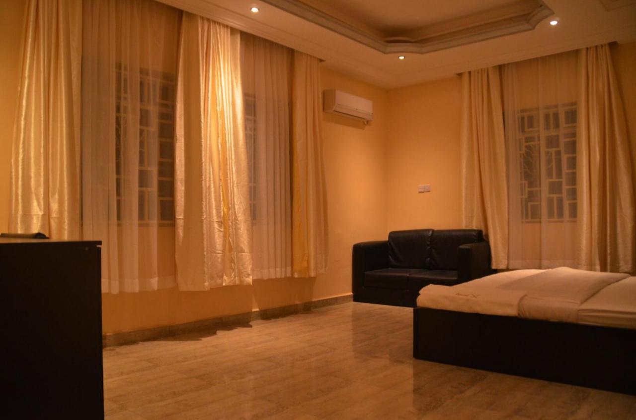House X Otel Abuja Dış mekan fotoğraf