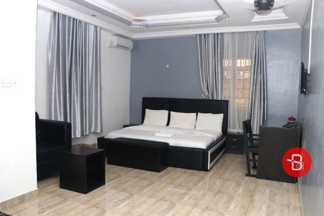 House X Otel Abuja Dış mekan fotoğraf