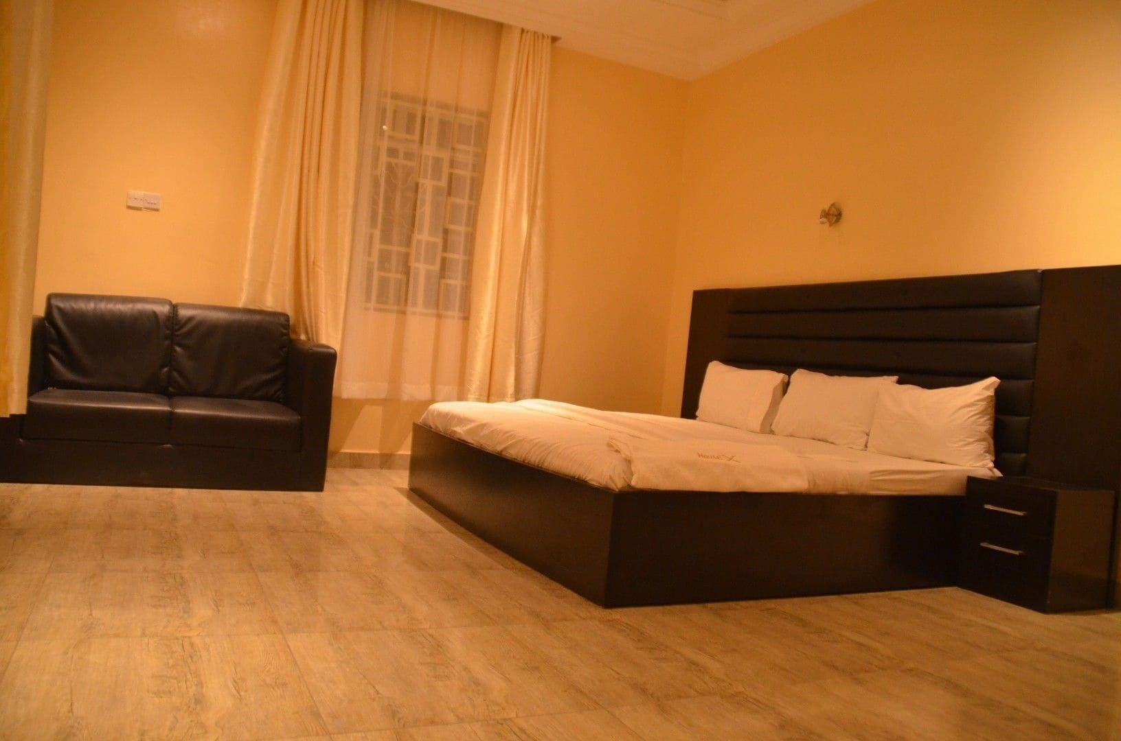 House X Otel Abuja Dış mekan fotoğraf